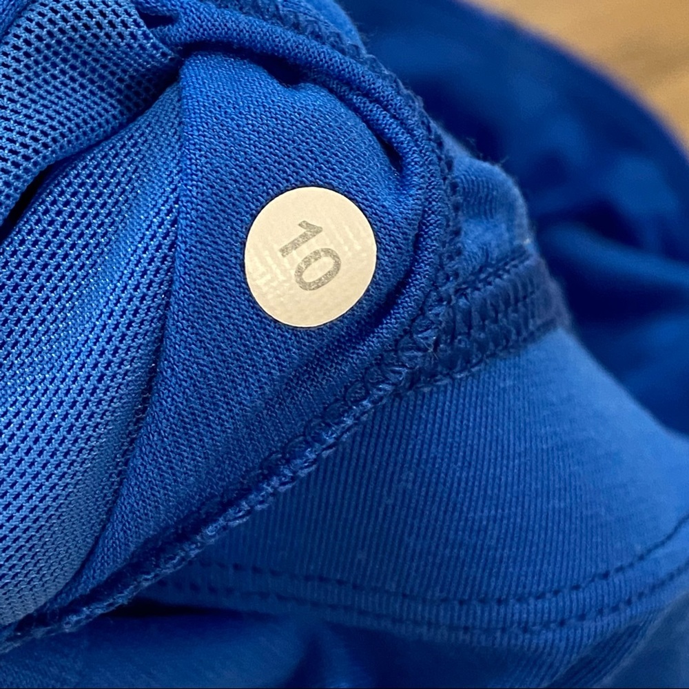 Lululemon Beat The Heat Bra Pipe Dream Blue Size 10 - Picture 4 of 4